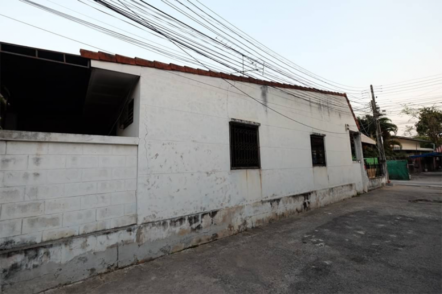 RenovateHouse size 500 sq.m.